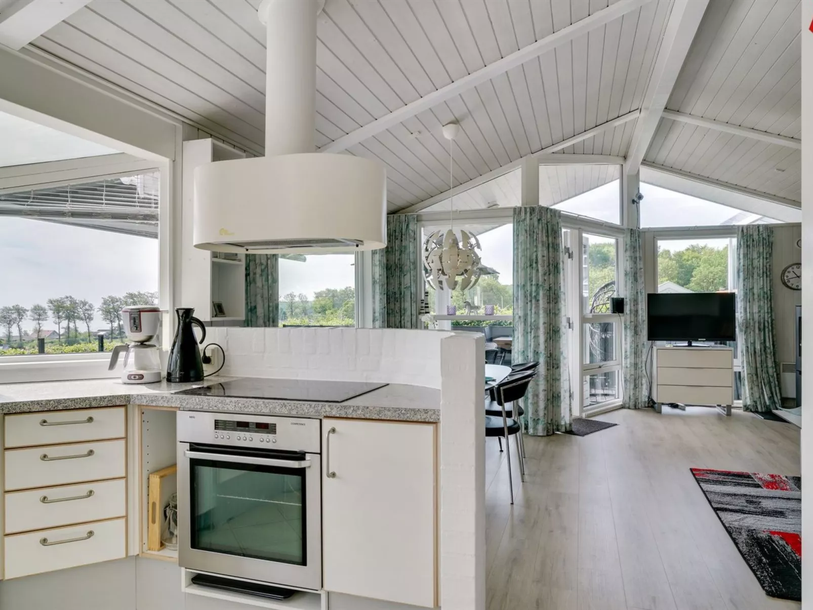 "Aasta" - 250m from the sea-Dedans