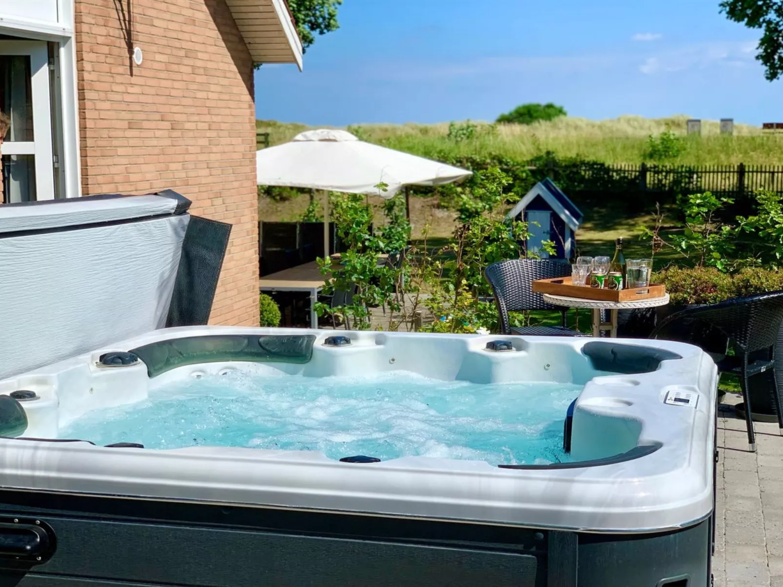 "Marjukka" - 10m from the sea-Inside