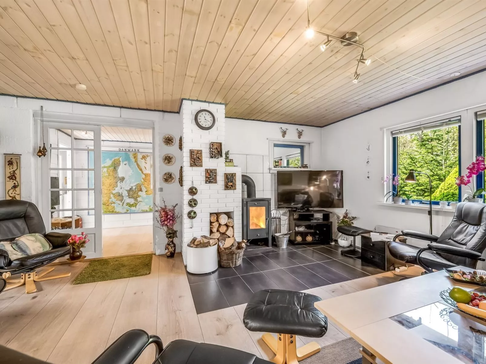 "Marillia" - 2km from the sea-Inside