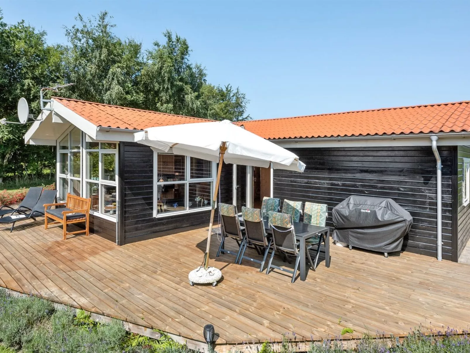 "Kai" - 500m to the fjord-Outside