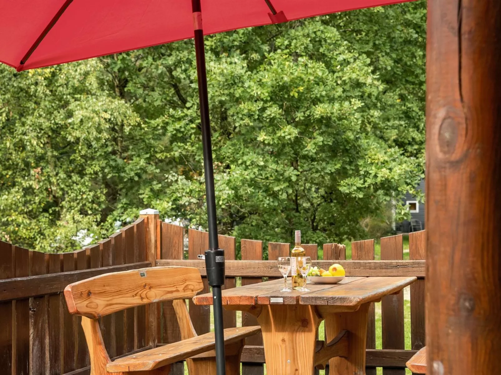 "Frederica" - 30km from the sea-Draußen