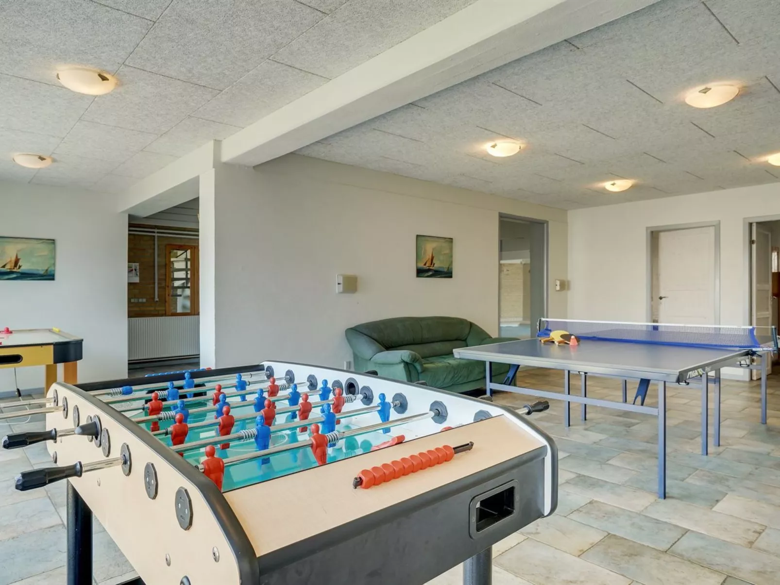 "Stilla" - 35km from the sea-Drinnen