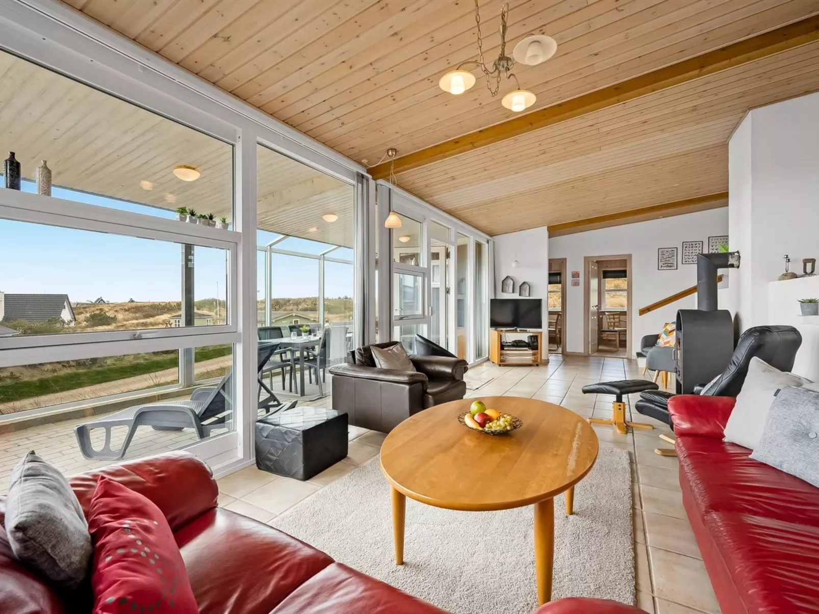 "Emelin" - 475m from the sea-Inside