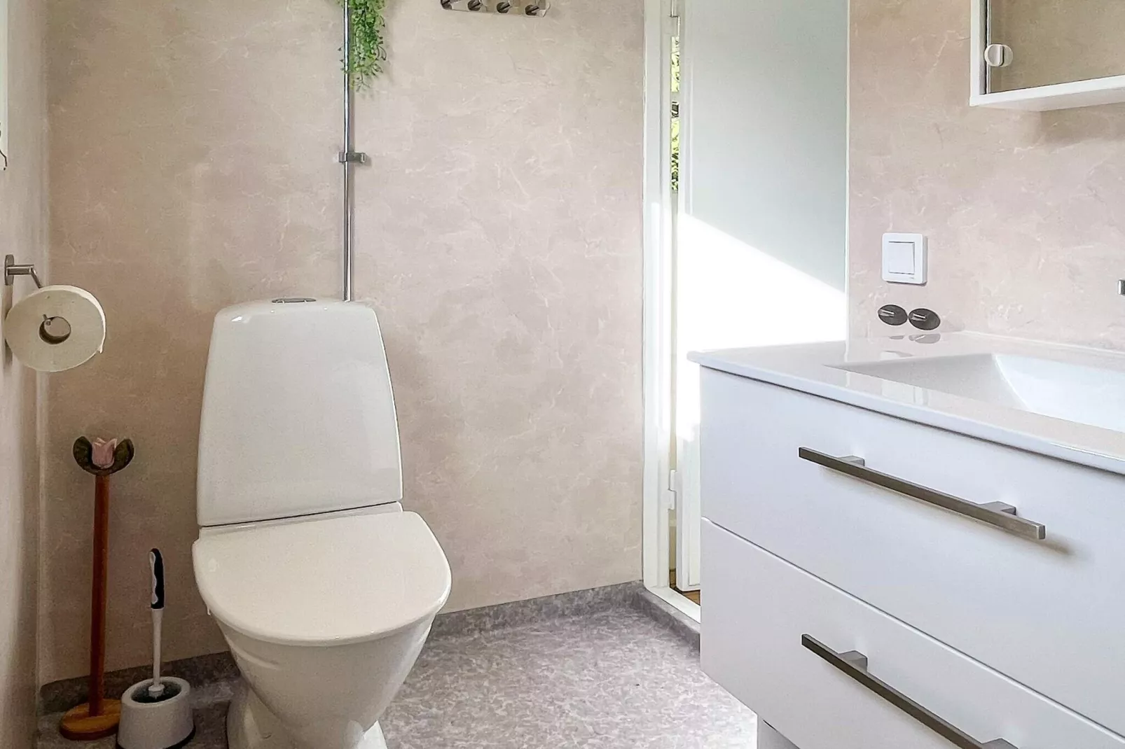 5 person holiday home in HORN-By Traum-Indoor