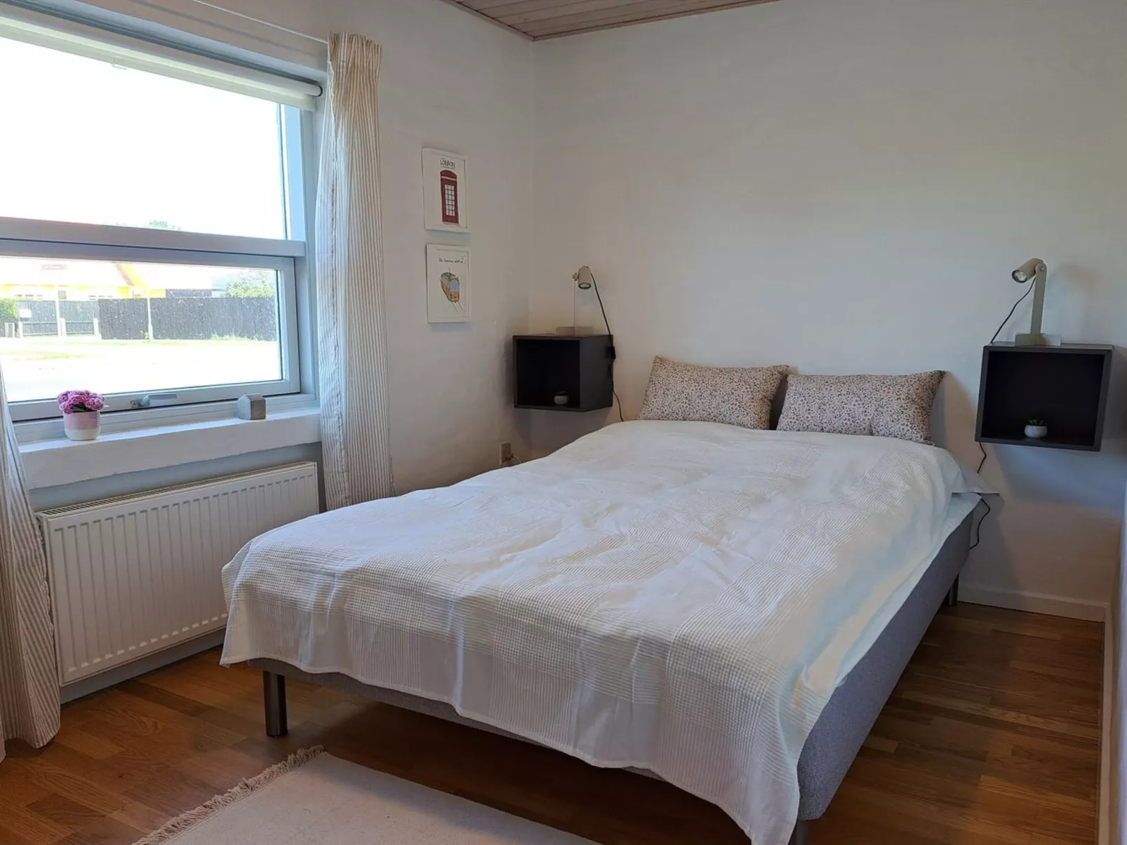 "Falk" - 900m from the sea-Inside