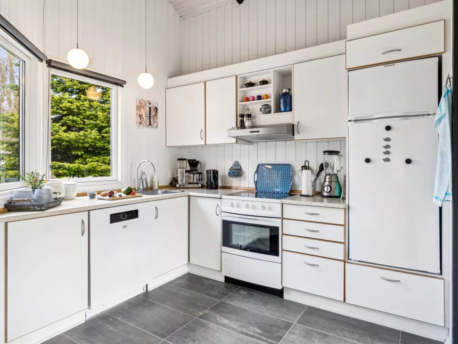 "Myra" - 425m from the sea-Dedans