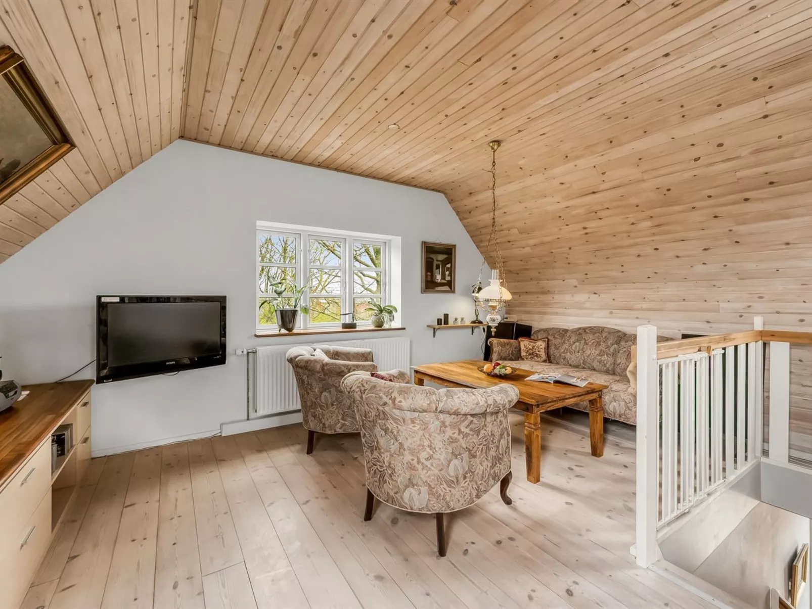 "Soria" - 600m to the fjord-Dedans