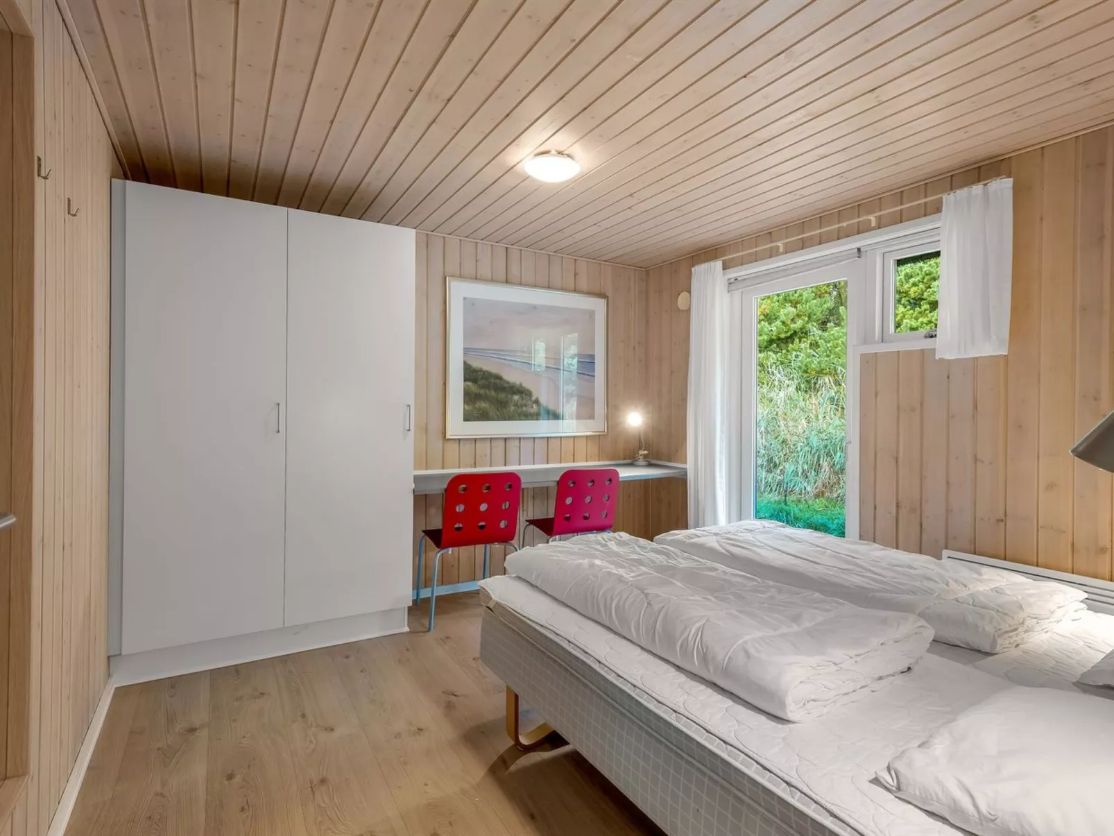 "Dix" - 900m from the sea-Dedans