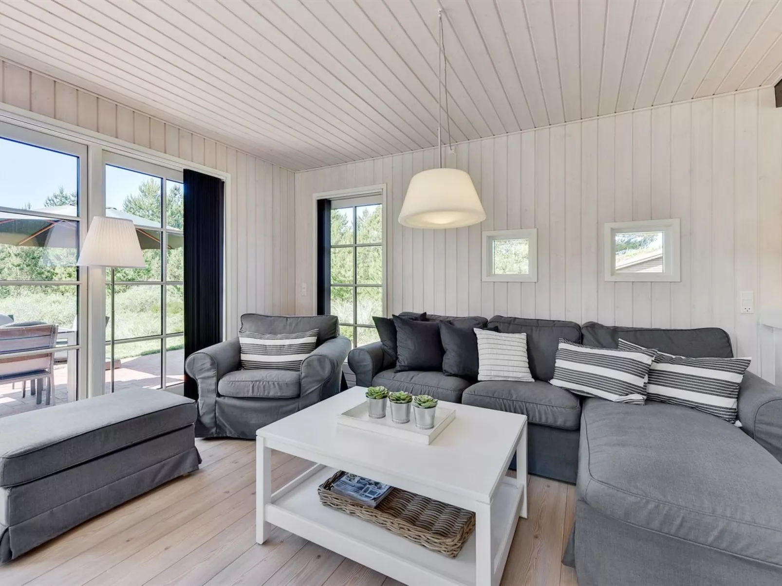 "Raili" - 1.5km from the sea-Dedans