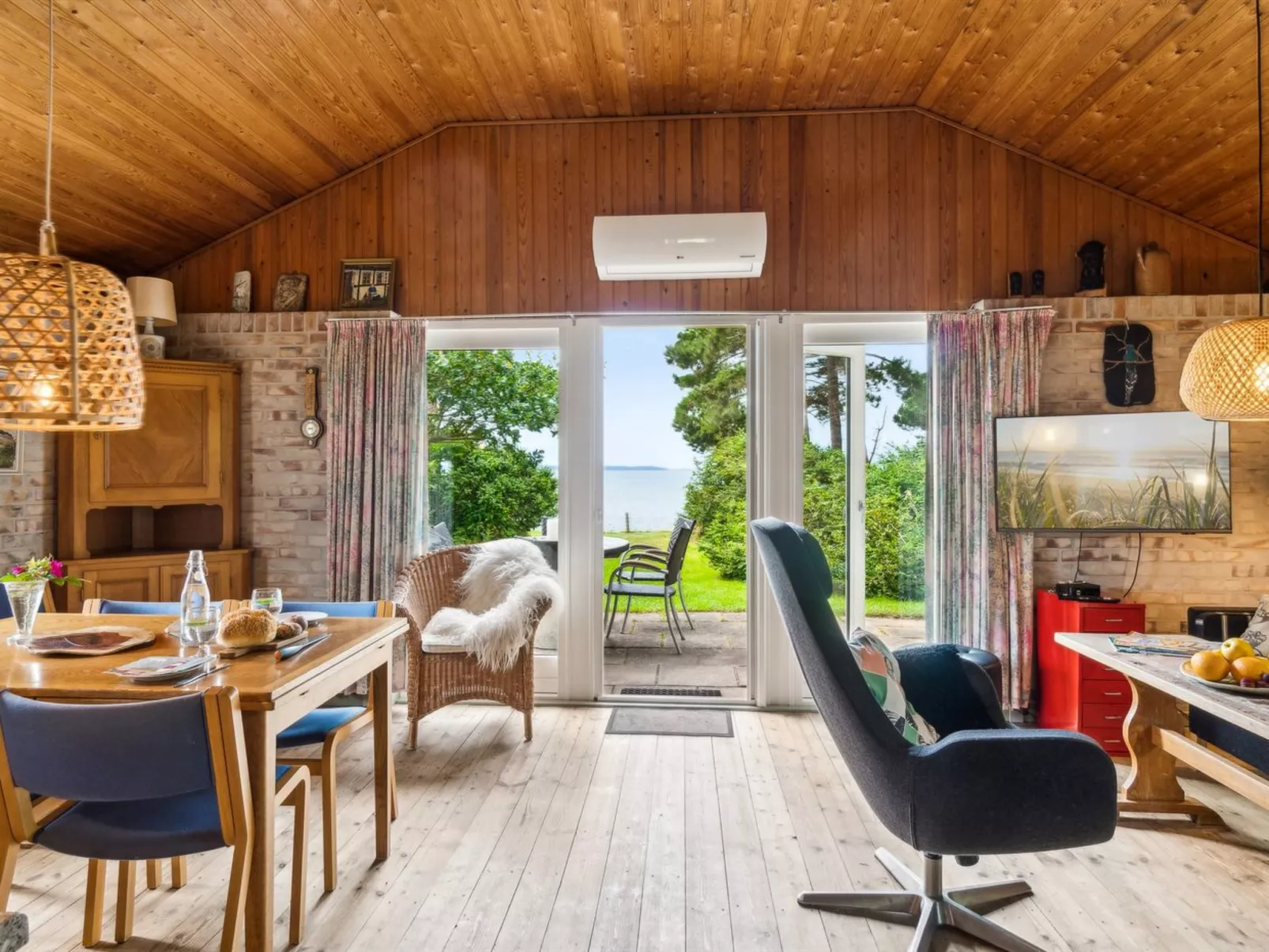 "Uschi" - 86m from the sea-Inside