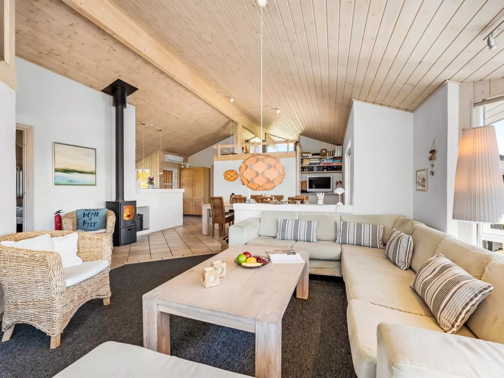 "Aurore" - 700m from the sea-Drinnen