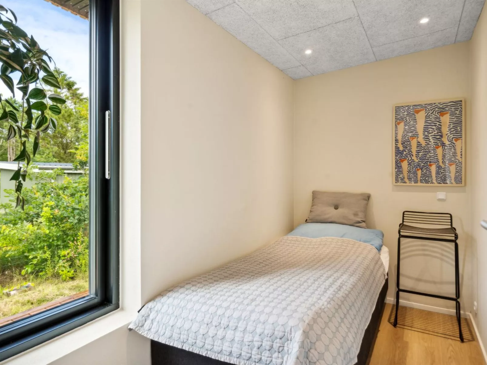 "Karlene" - 300m from the sea-Inside