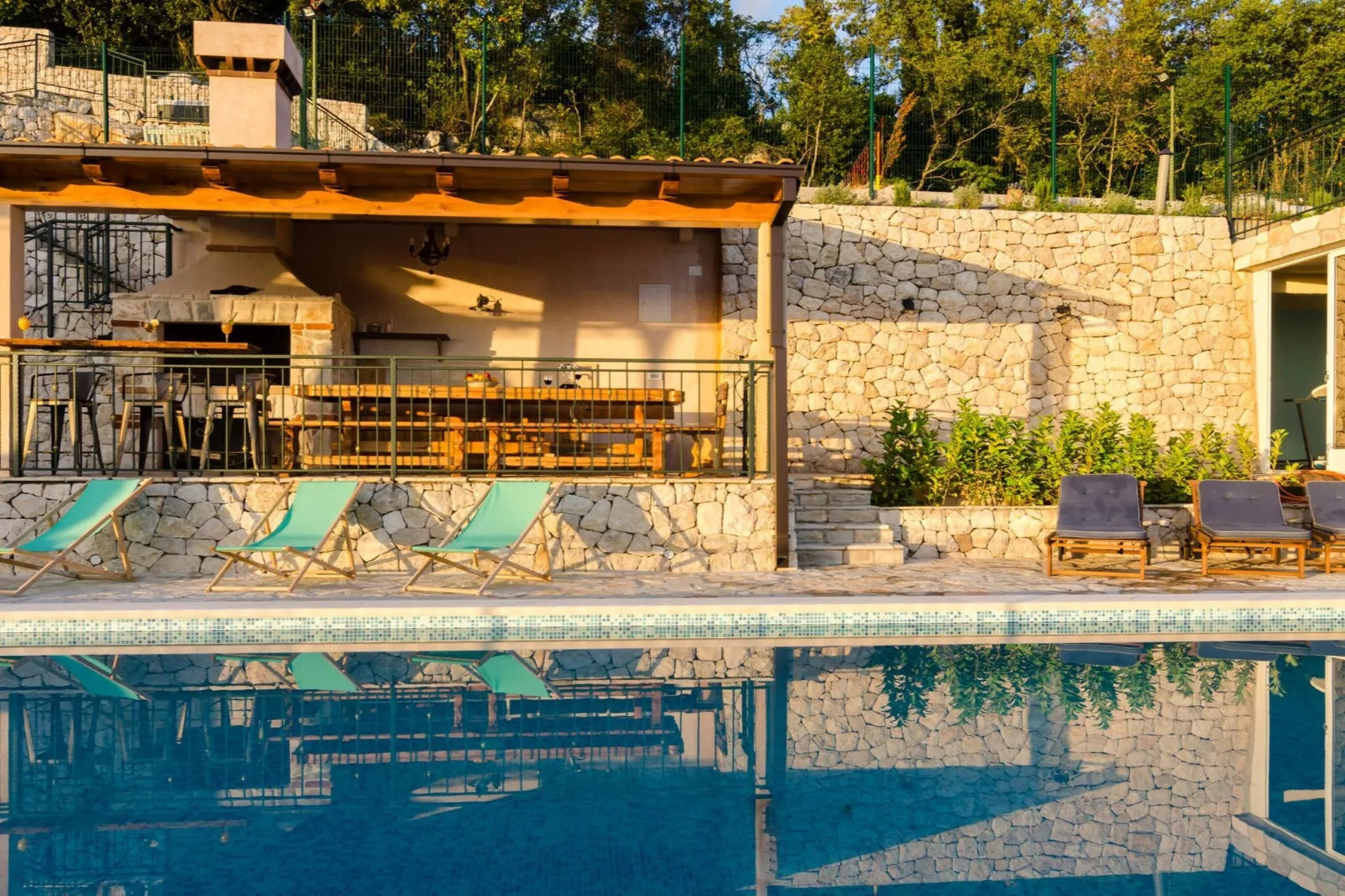 Villa Falcon Rook - Four-Bedroom Villa with Terrace and Swimming Pool-Piscine