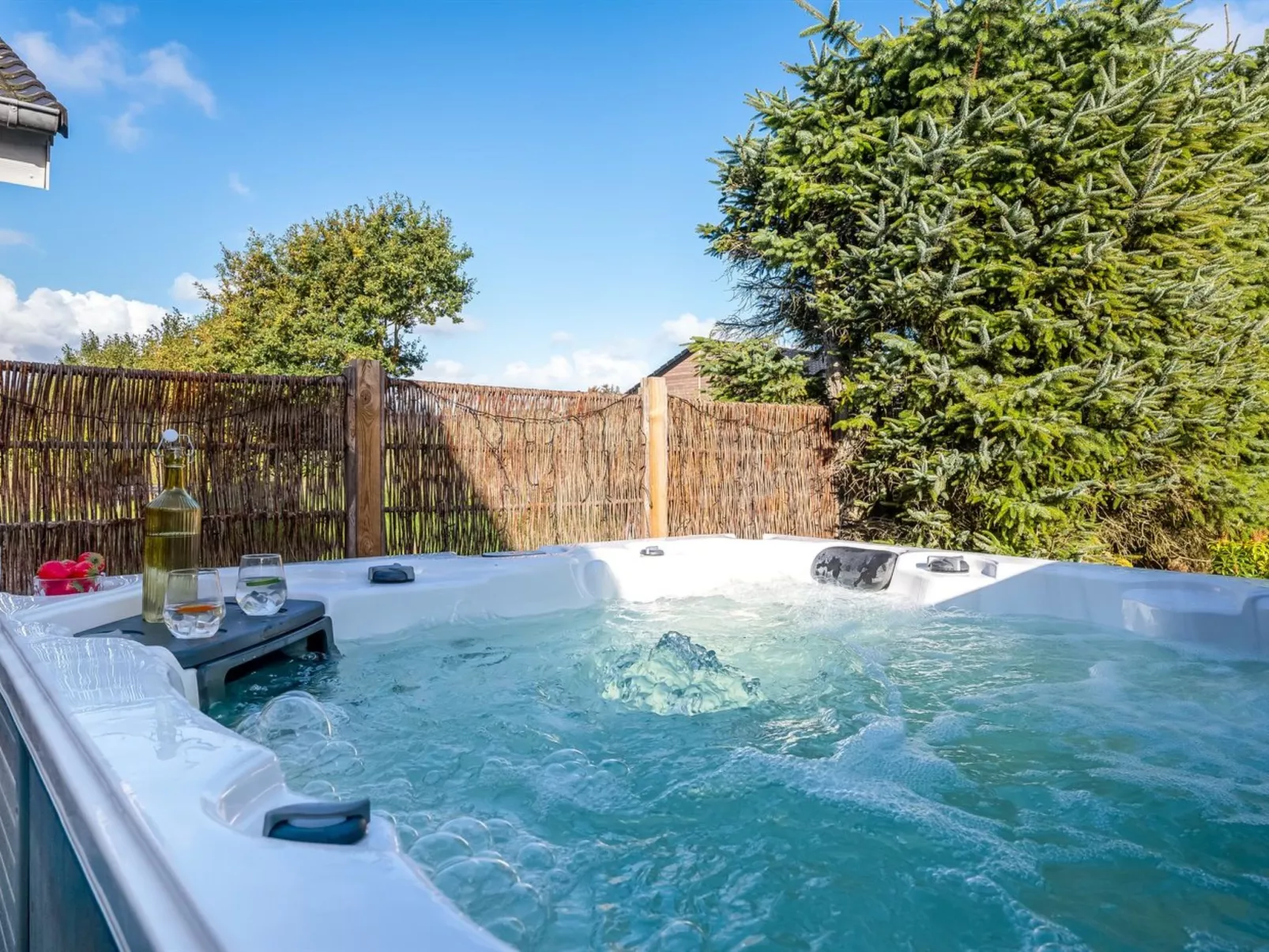 "Billa" - 450m from the sea-Dedans