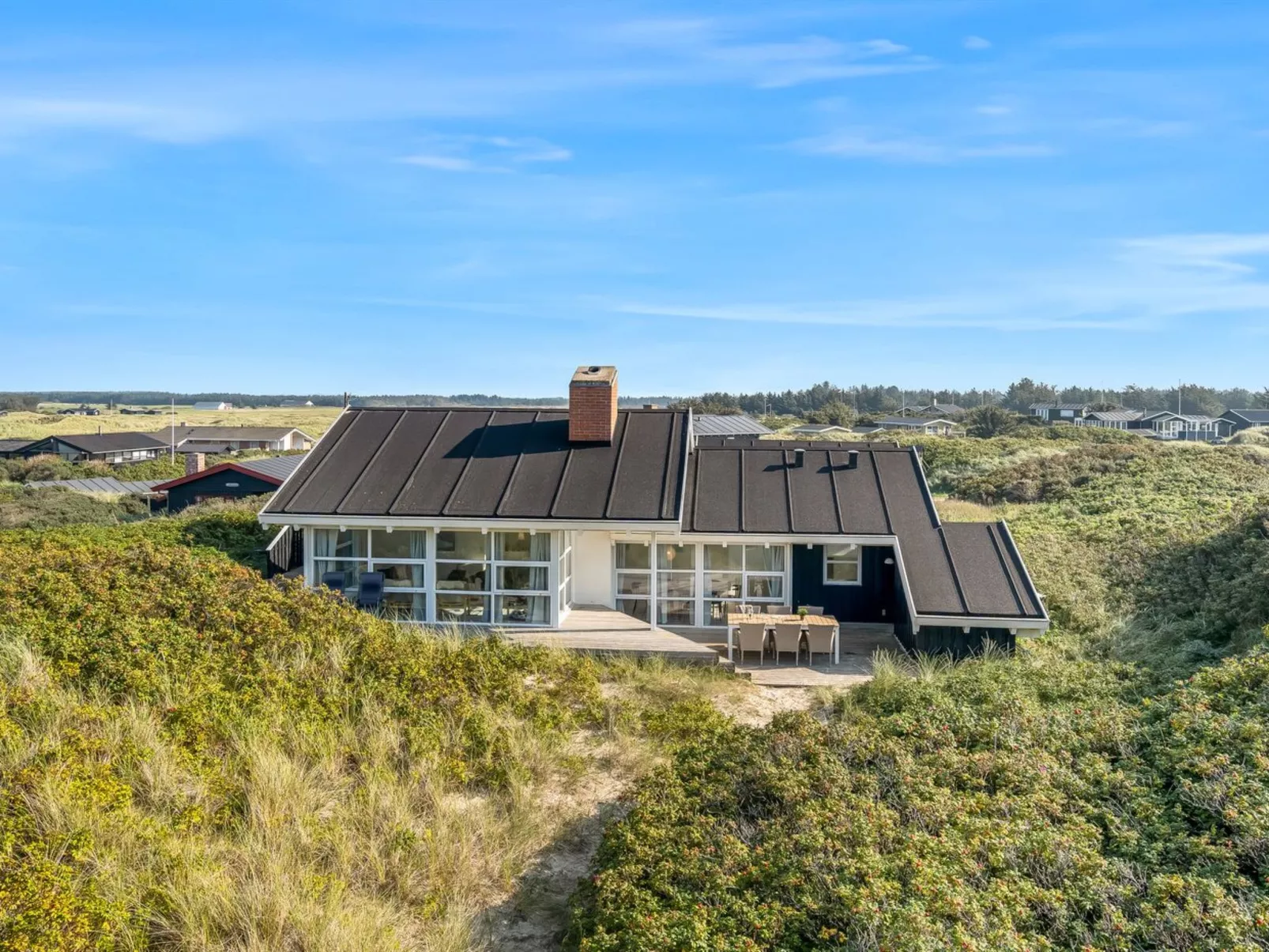 "Heralde" - 60m from the sea-Outside