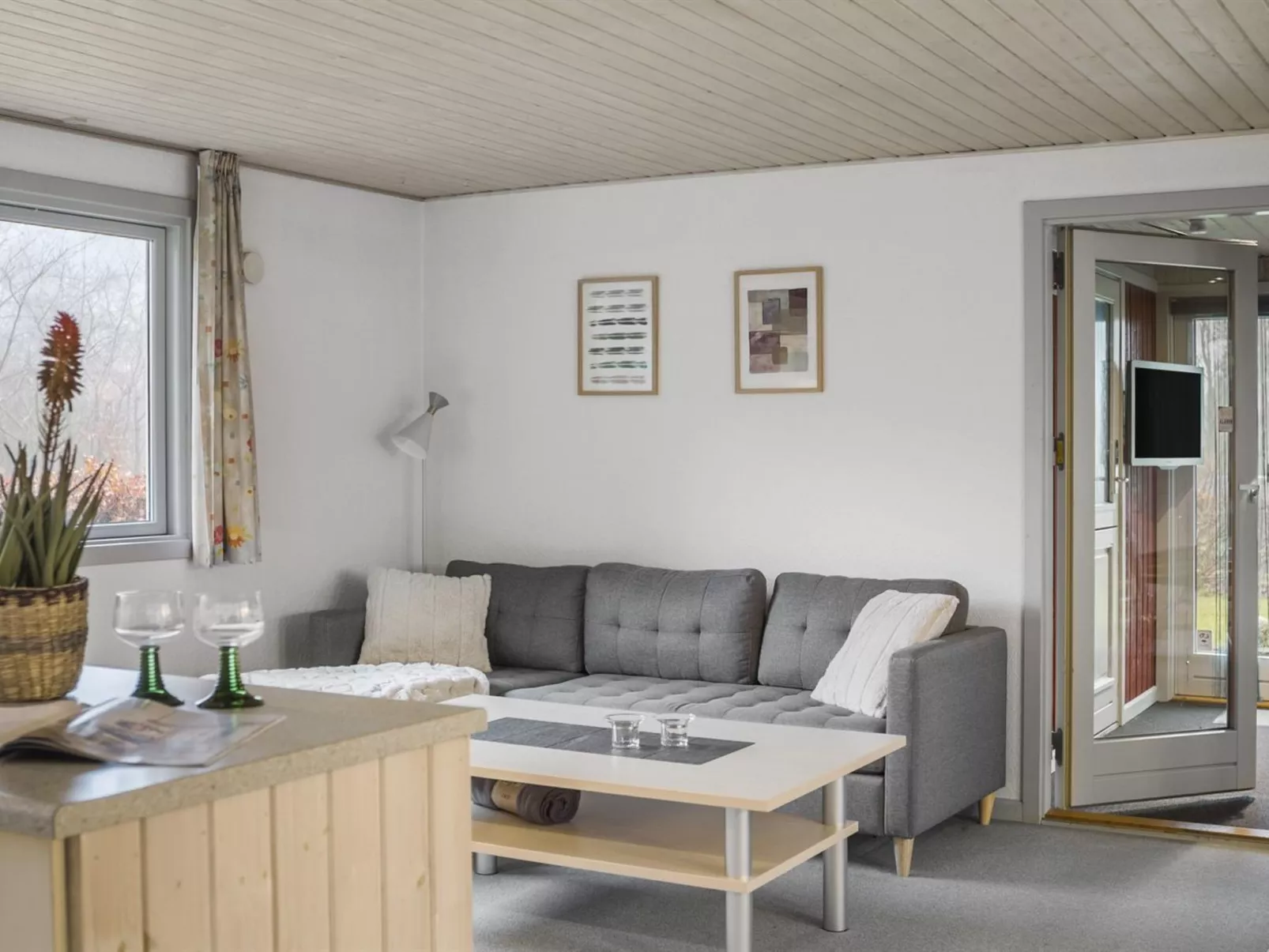 "Diuri" - 30km from the sea-Dedans