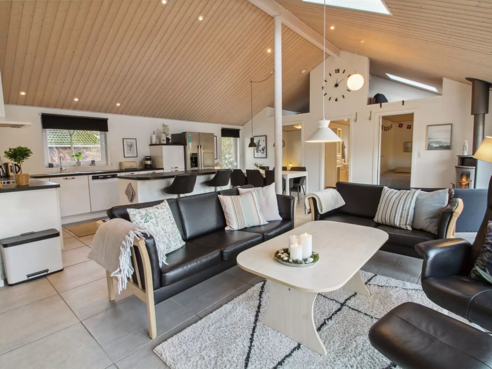 "Solvejg" - 30km from the sea-Drinnen