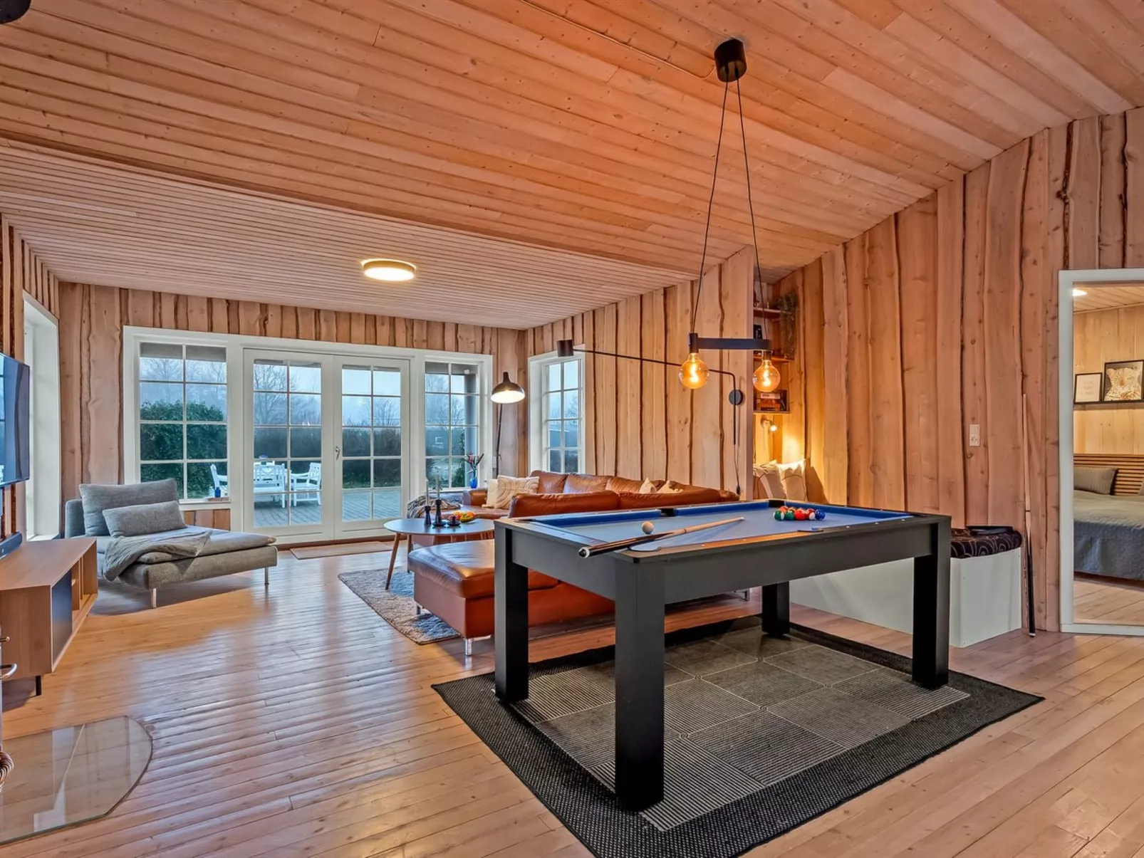 "Gunwald" - 1km to the fjord-Drinnen