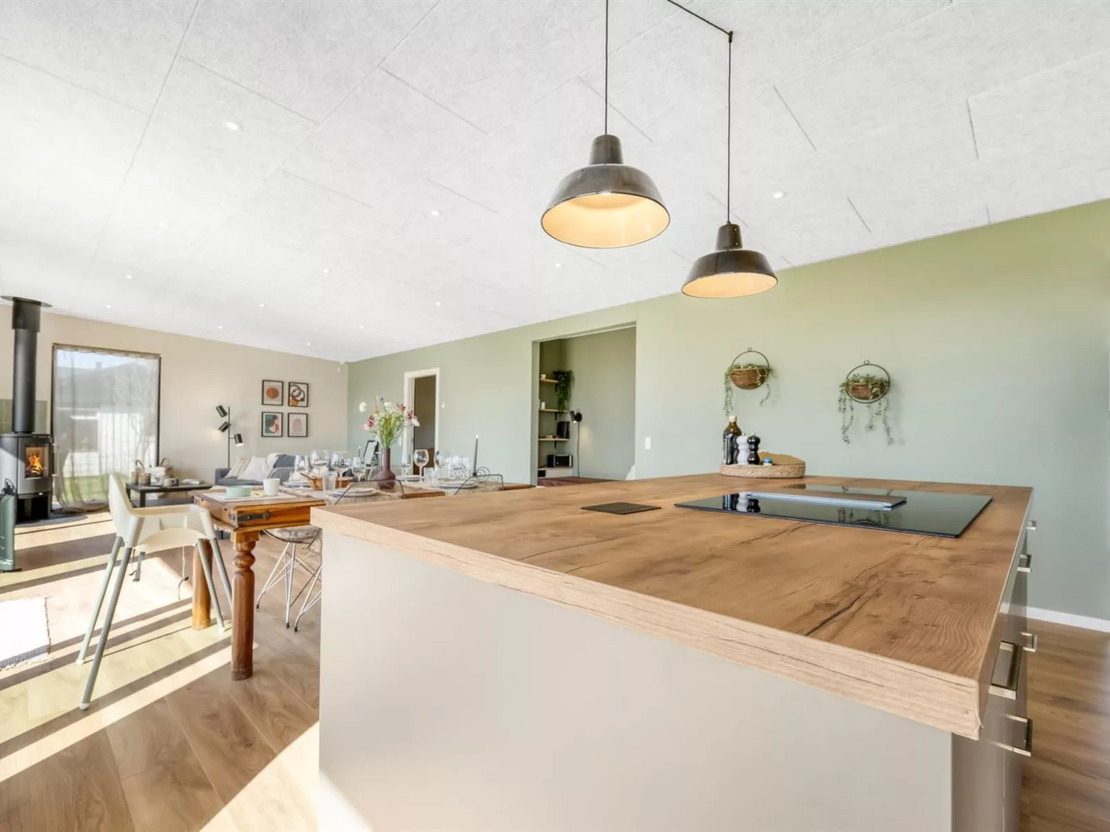 "Edvia" - 200m to the fjord-Dedans