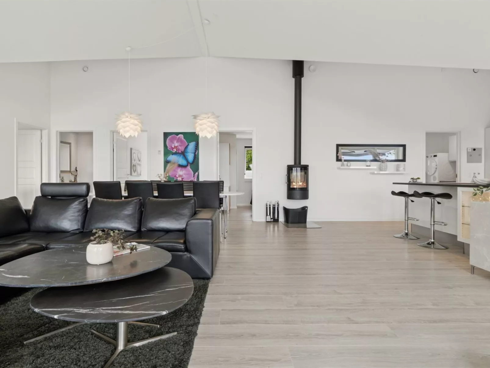 "Thyra" - 50m to the fjord-Drinnen