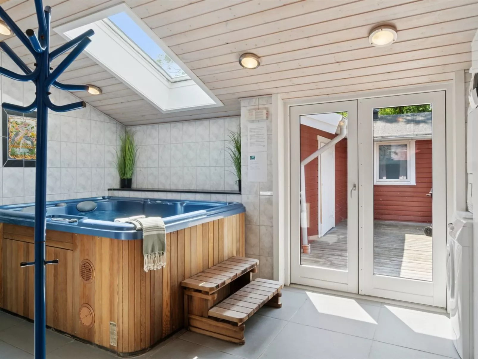 "Rieke" -  from the sea-Inside