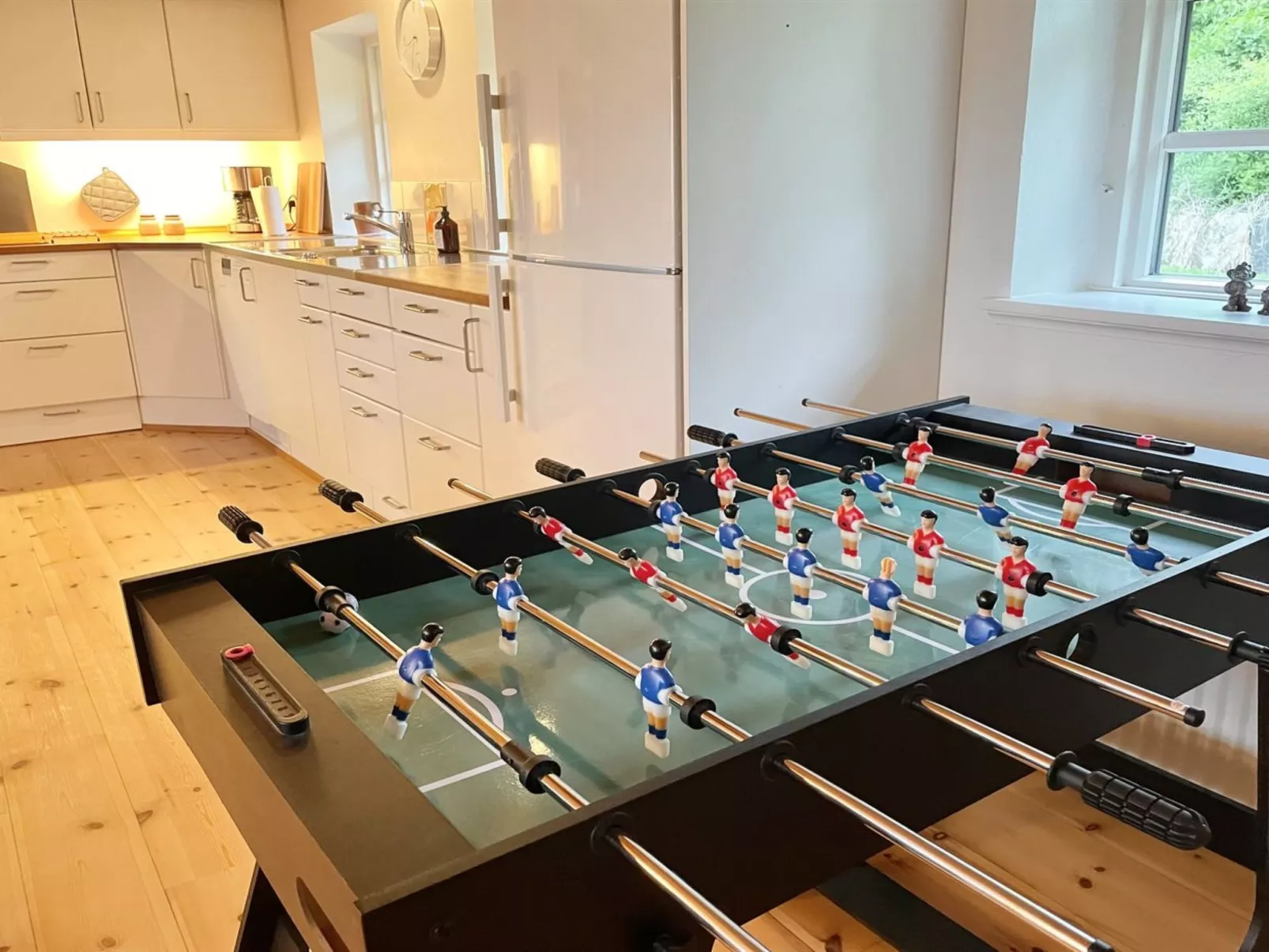 "Åsta" - 400m to the fjord-Inside