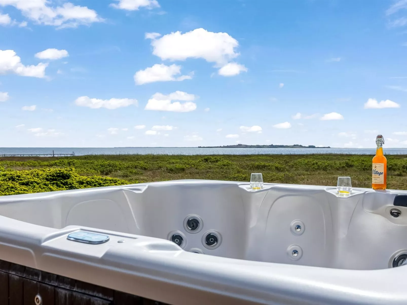 "Xaverius" - 30m from the sea-Drinnen