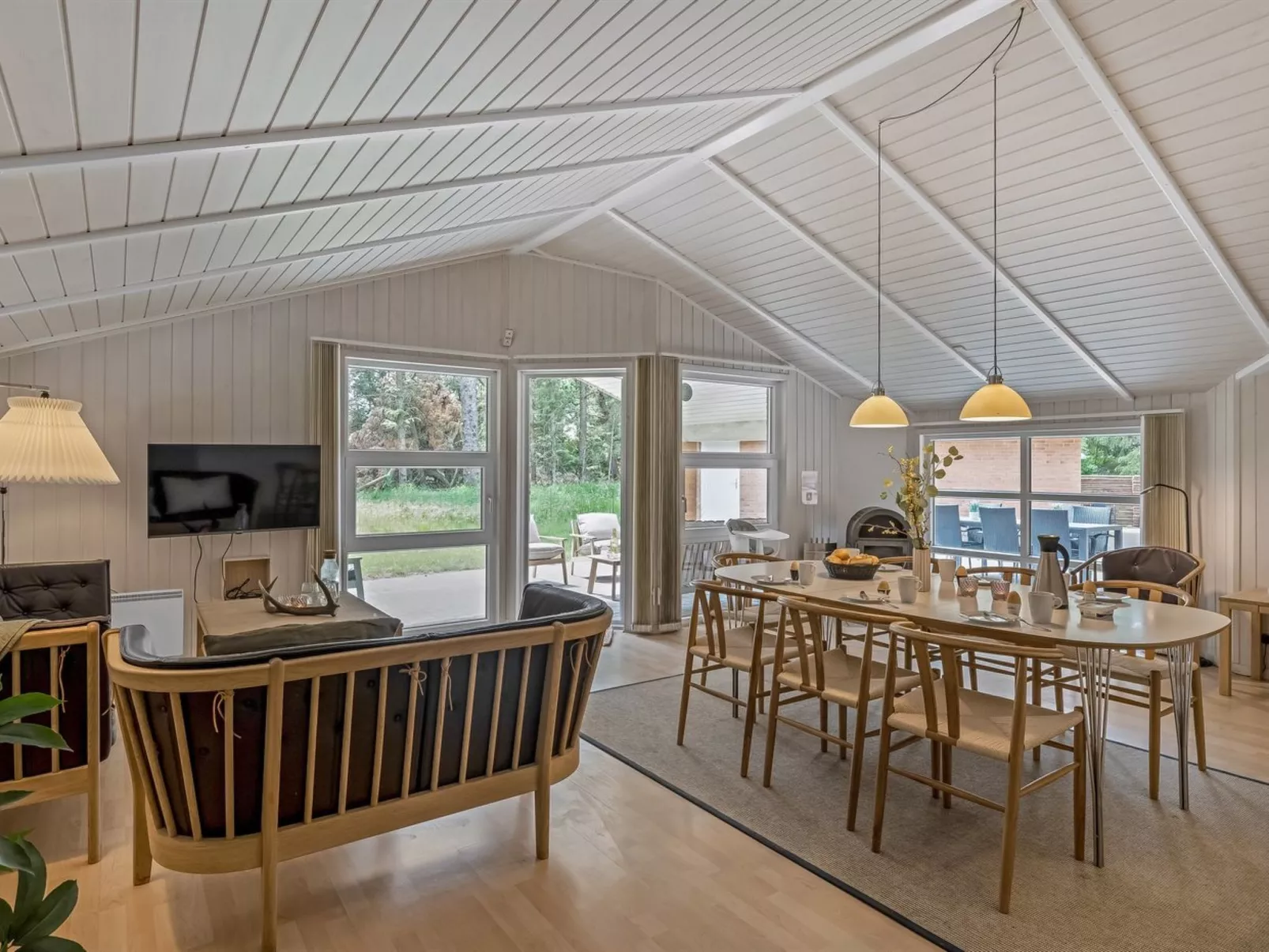 "Batsha" - 1.7km from the sea-Dedans