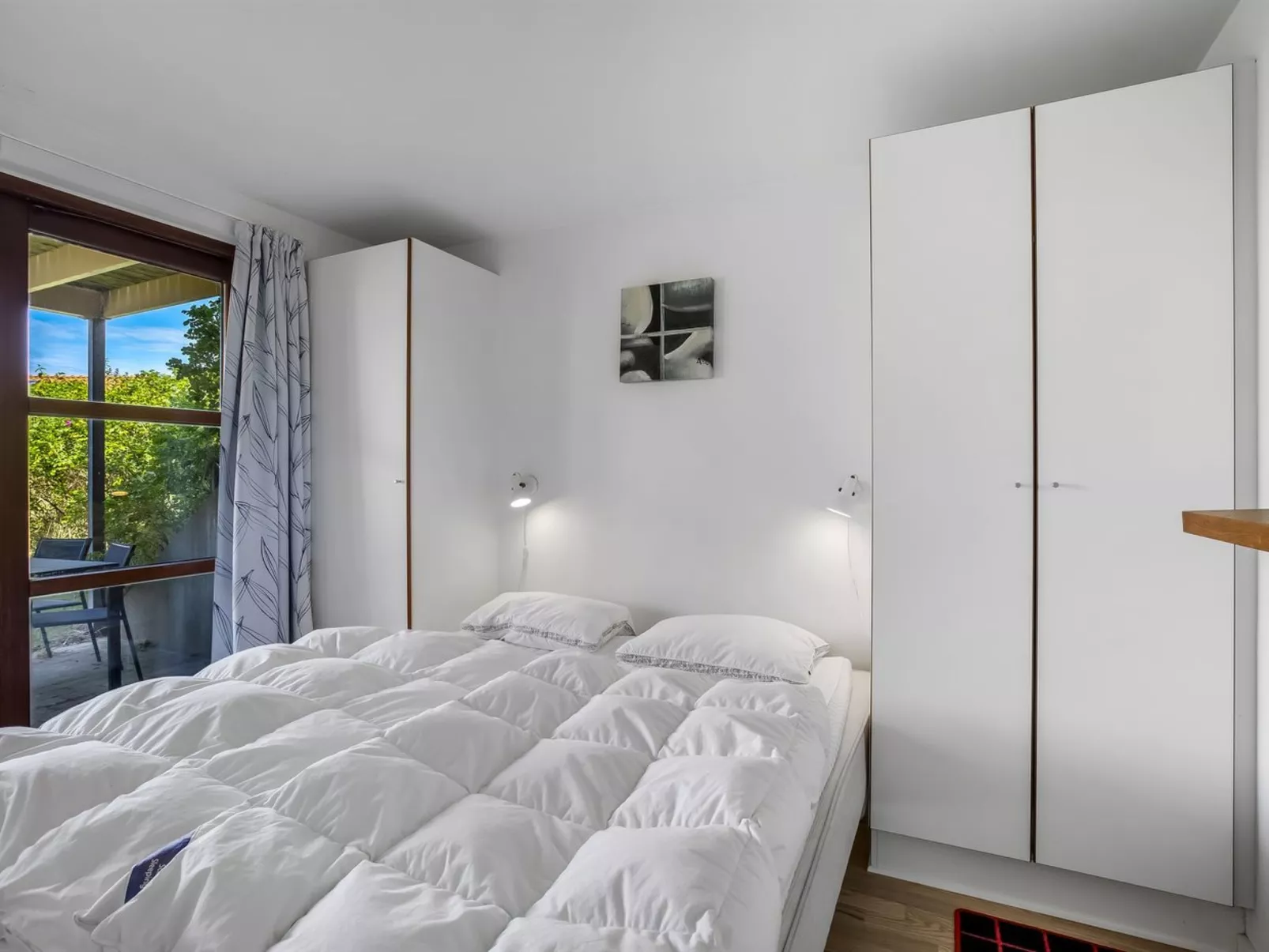 "Rouwen" - 120m from the sea-Drinnen