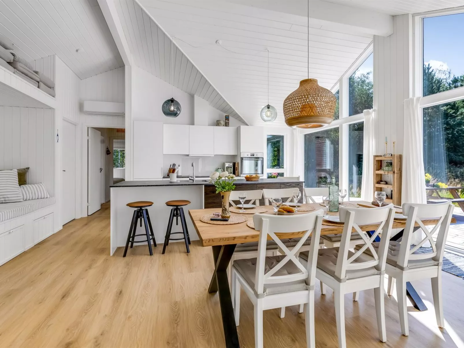 "Aarthi" - 575m from the sea-Dedans