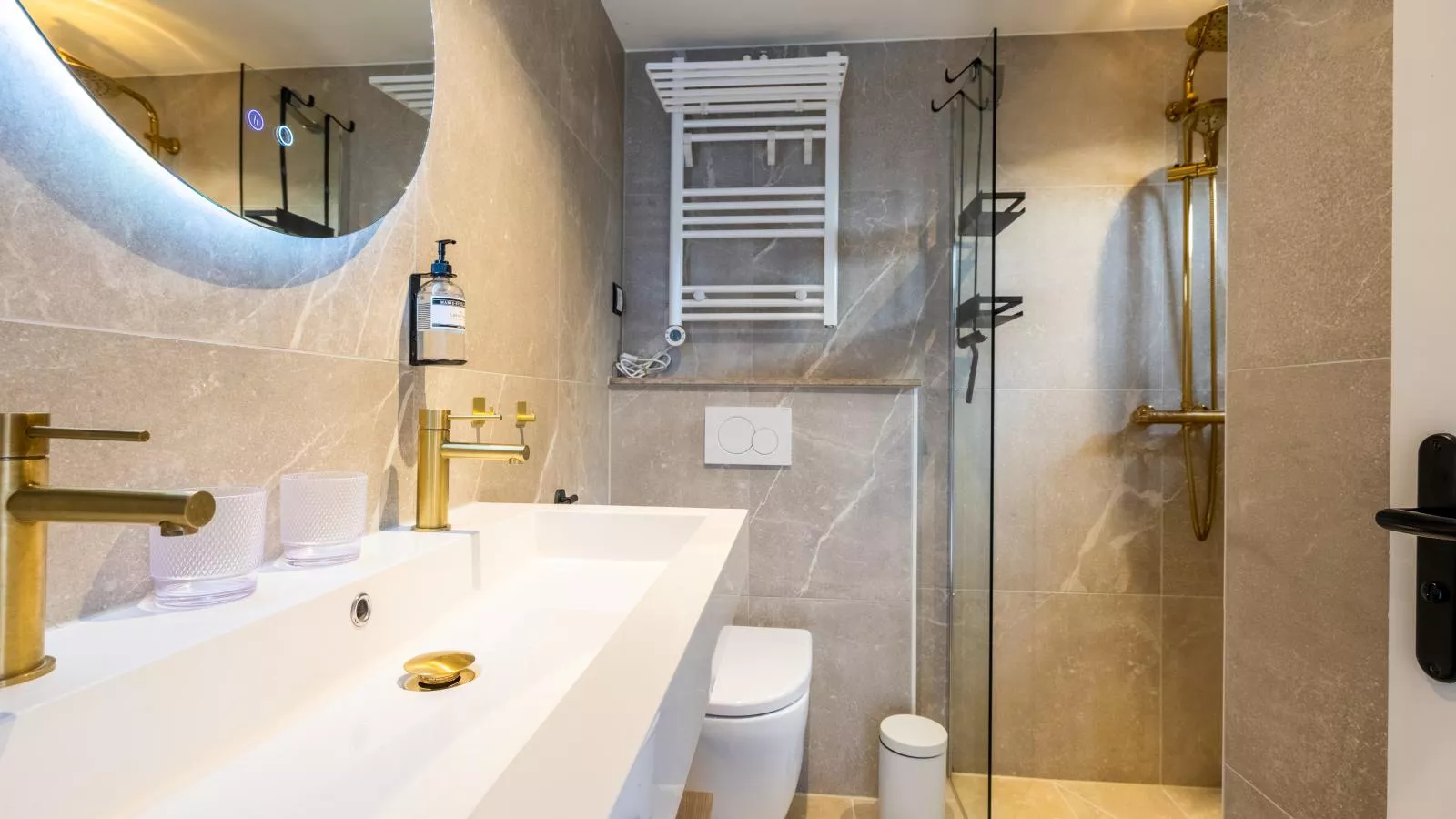 Rekerlanden 1-Badezimmer