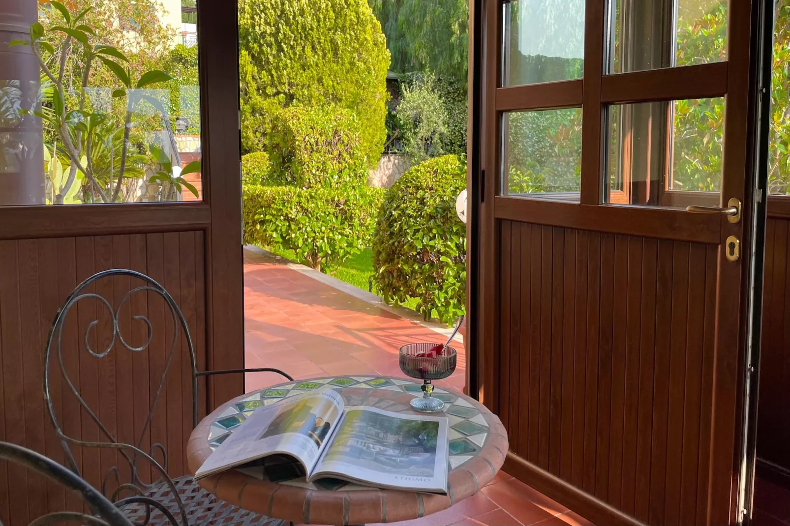 Villa Melograno-Gardens in summer