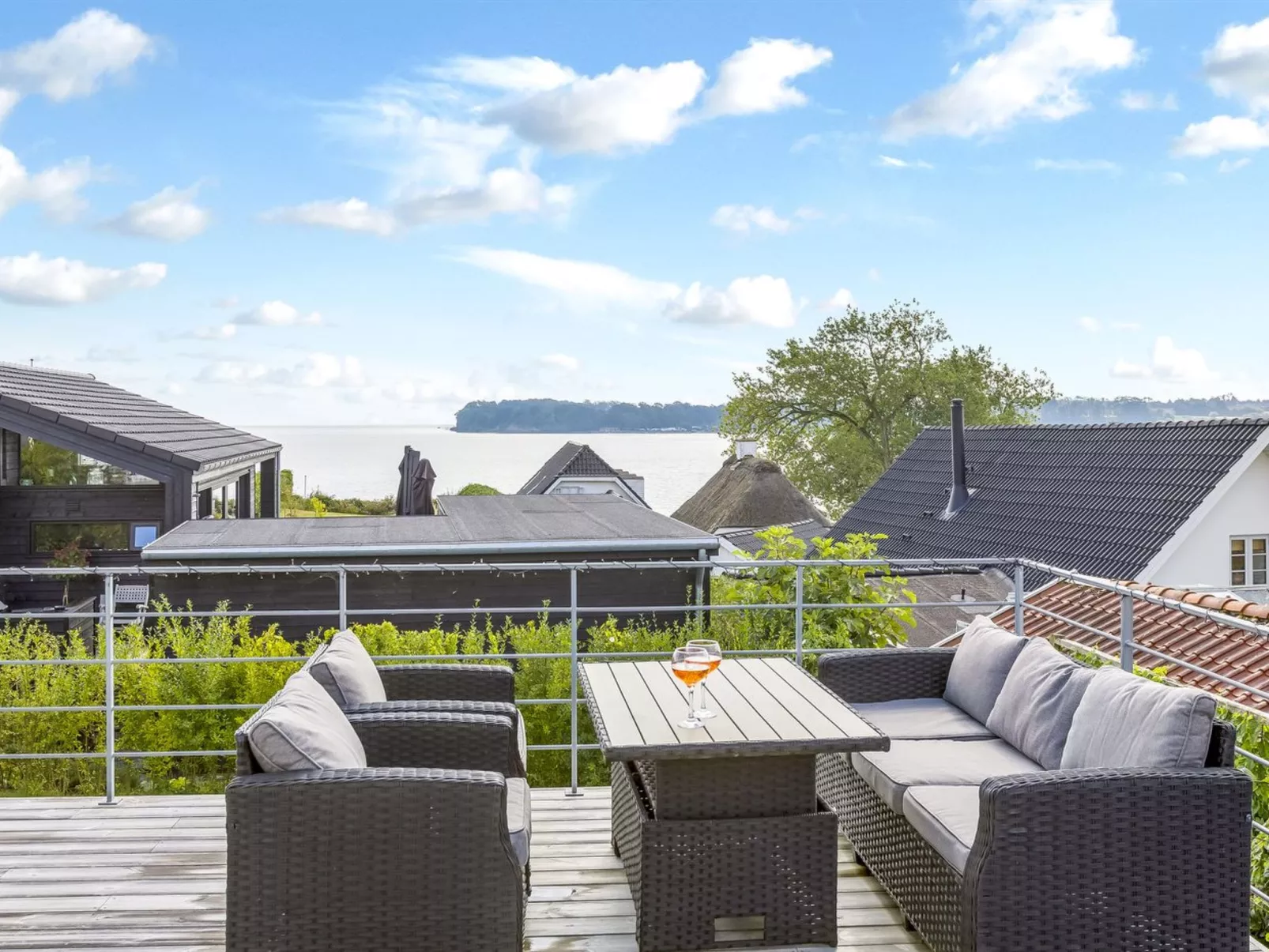 "Delan" - 75m from the sea-Outside