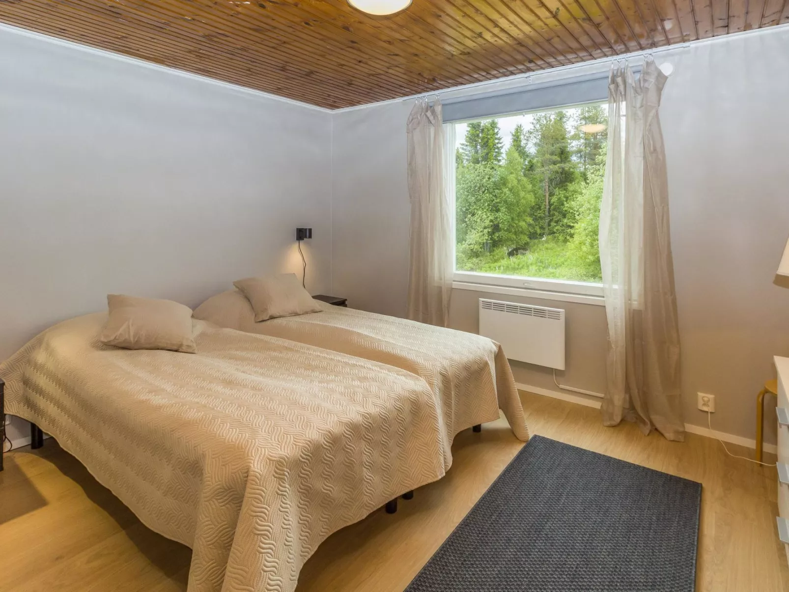 Perälän pirtti-Inside