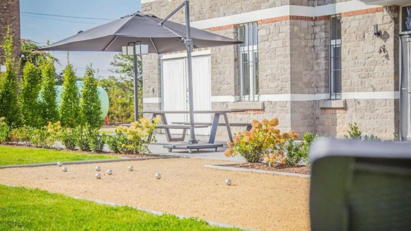 Ma Dame Jeanne-Facilities