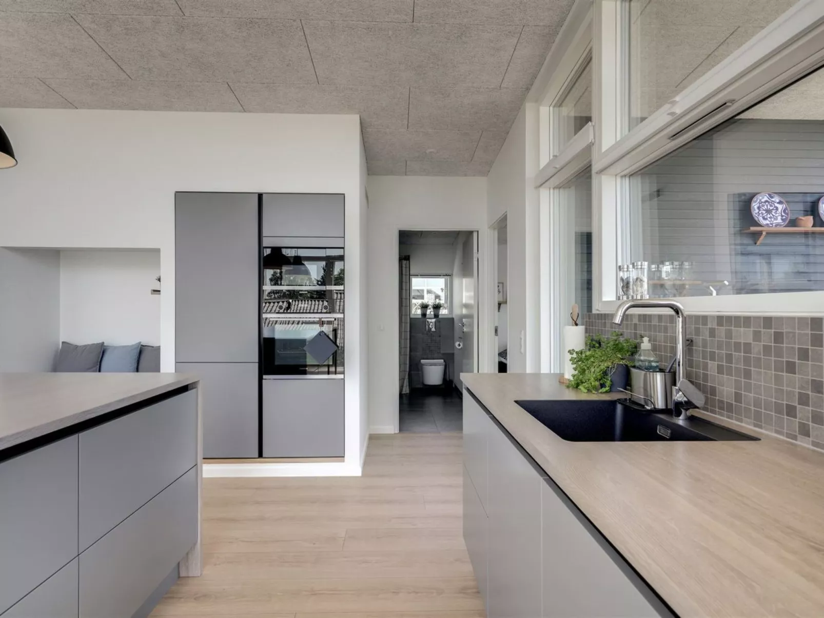 "Karitte" - 300m from the sea-Drinnen