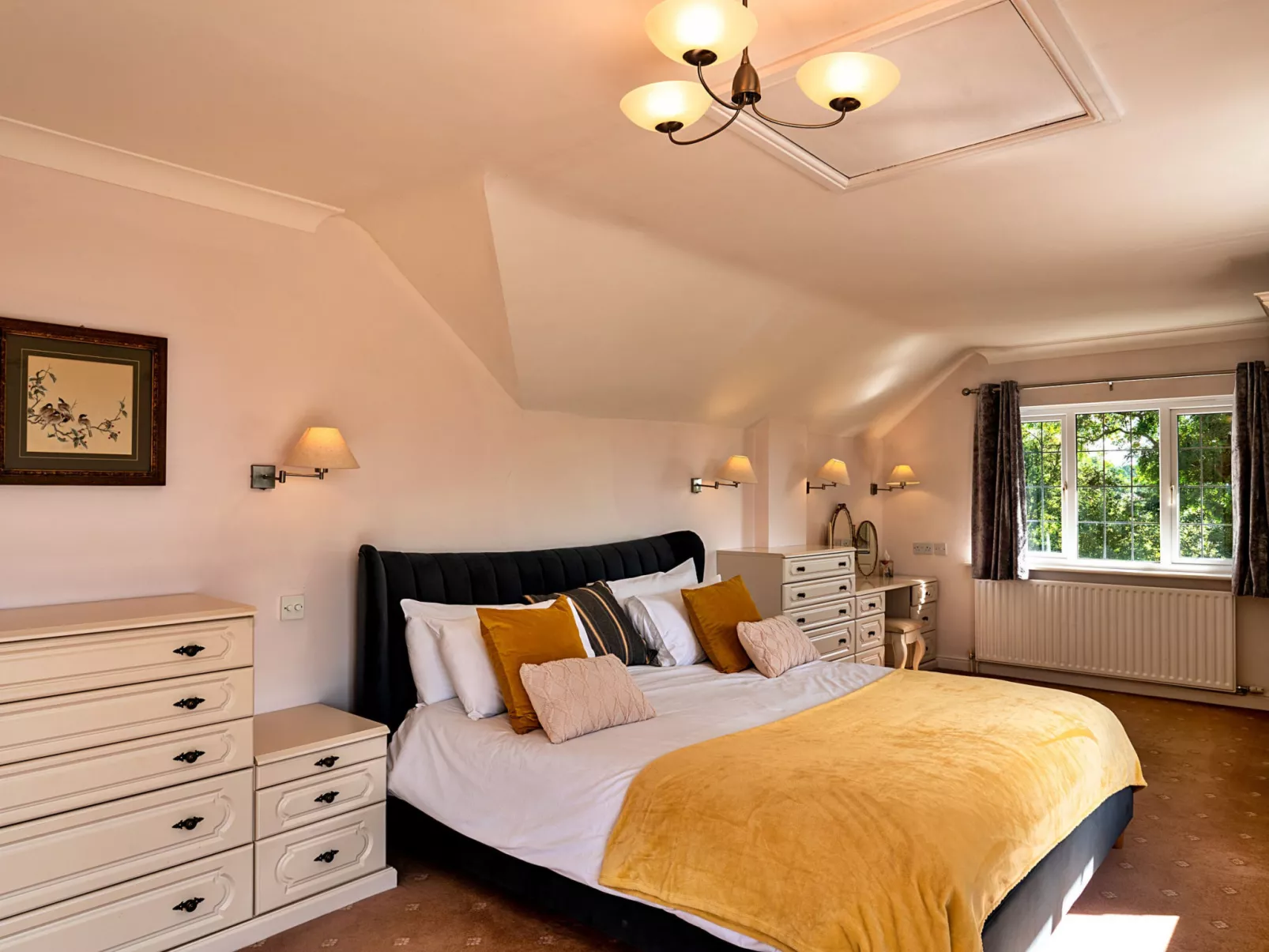 Gratton House-Inside