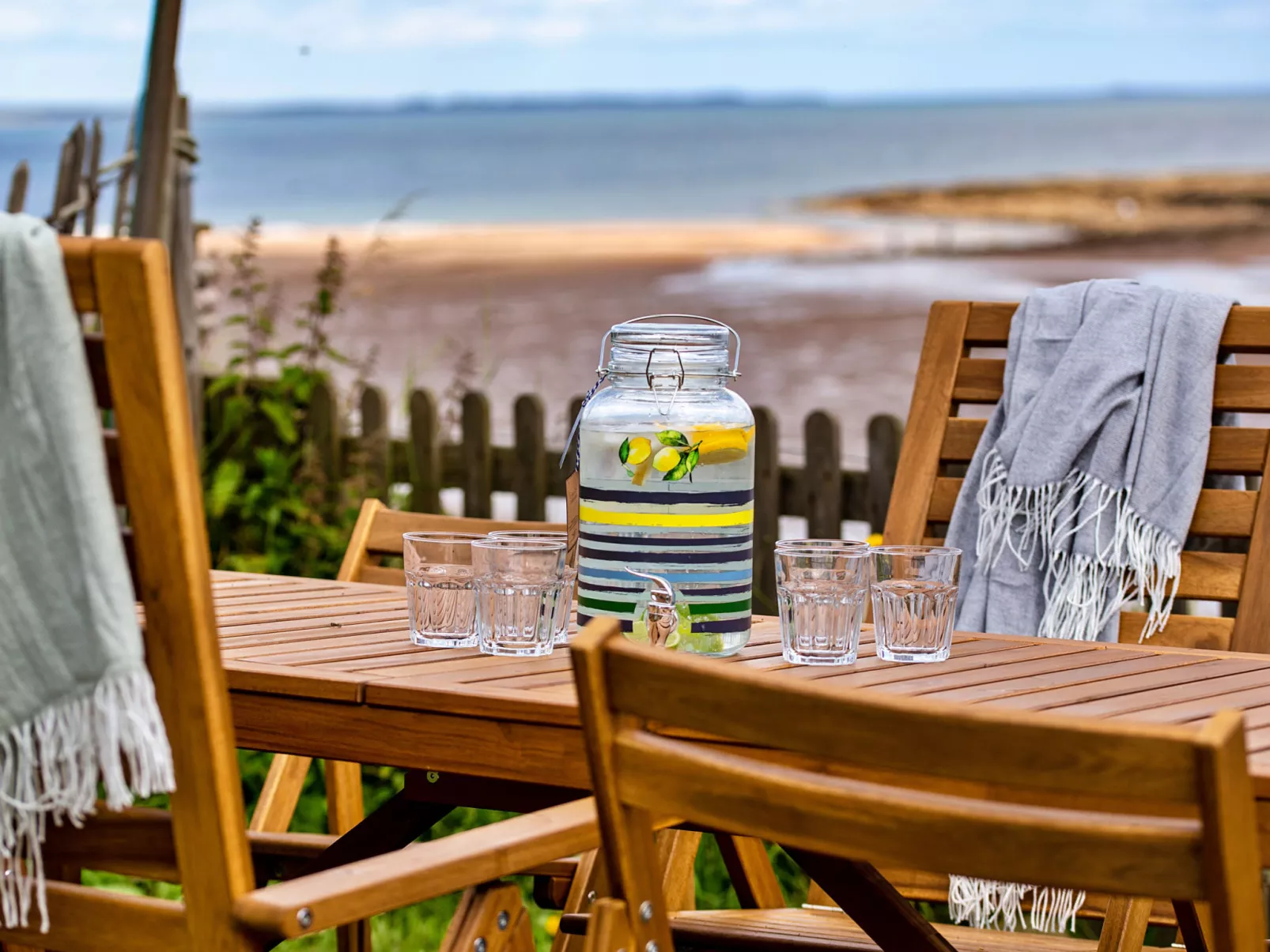 Cresswell House-Dehors