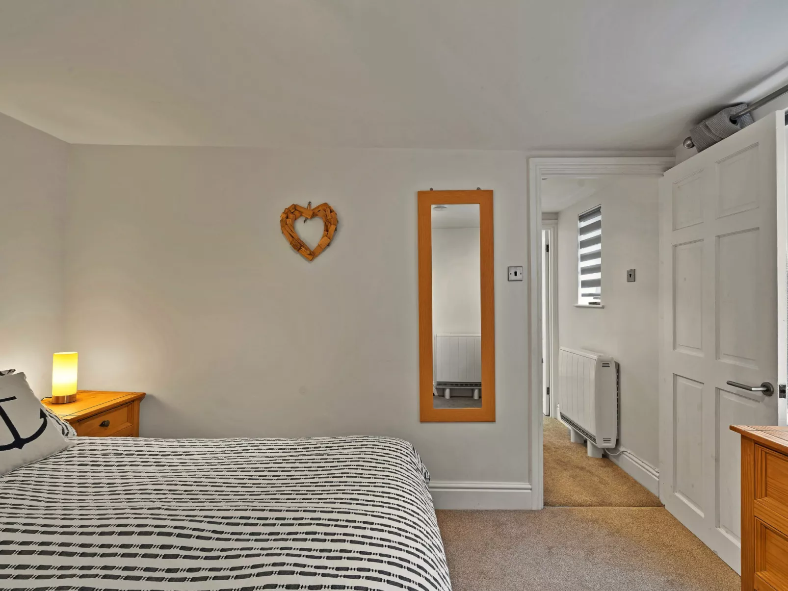 Porthole Cottage-Inside