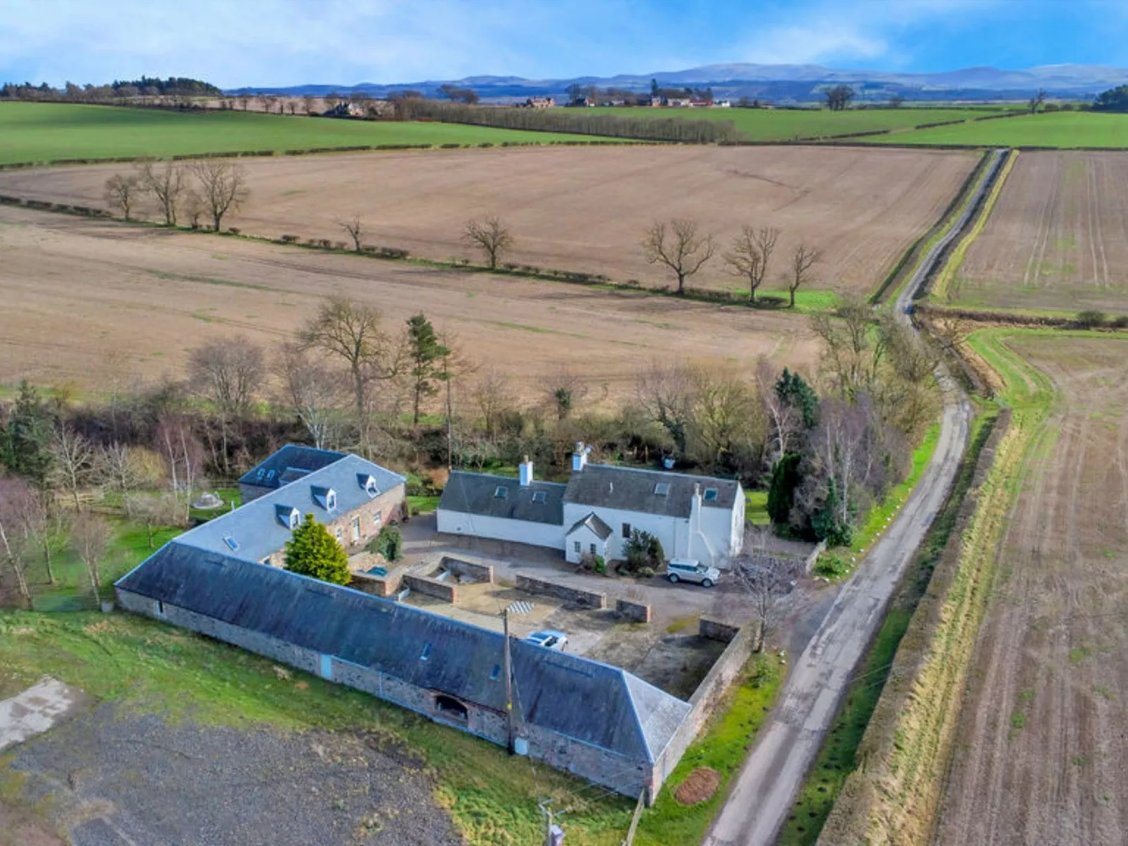 The Wheel House-Dedans