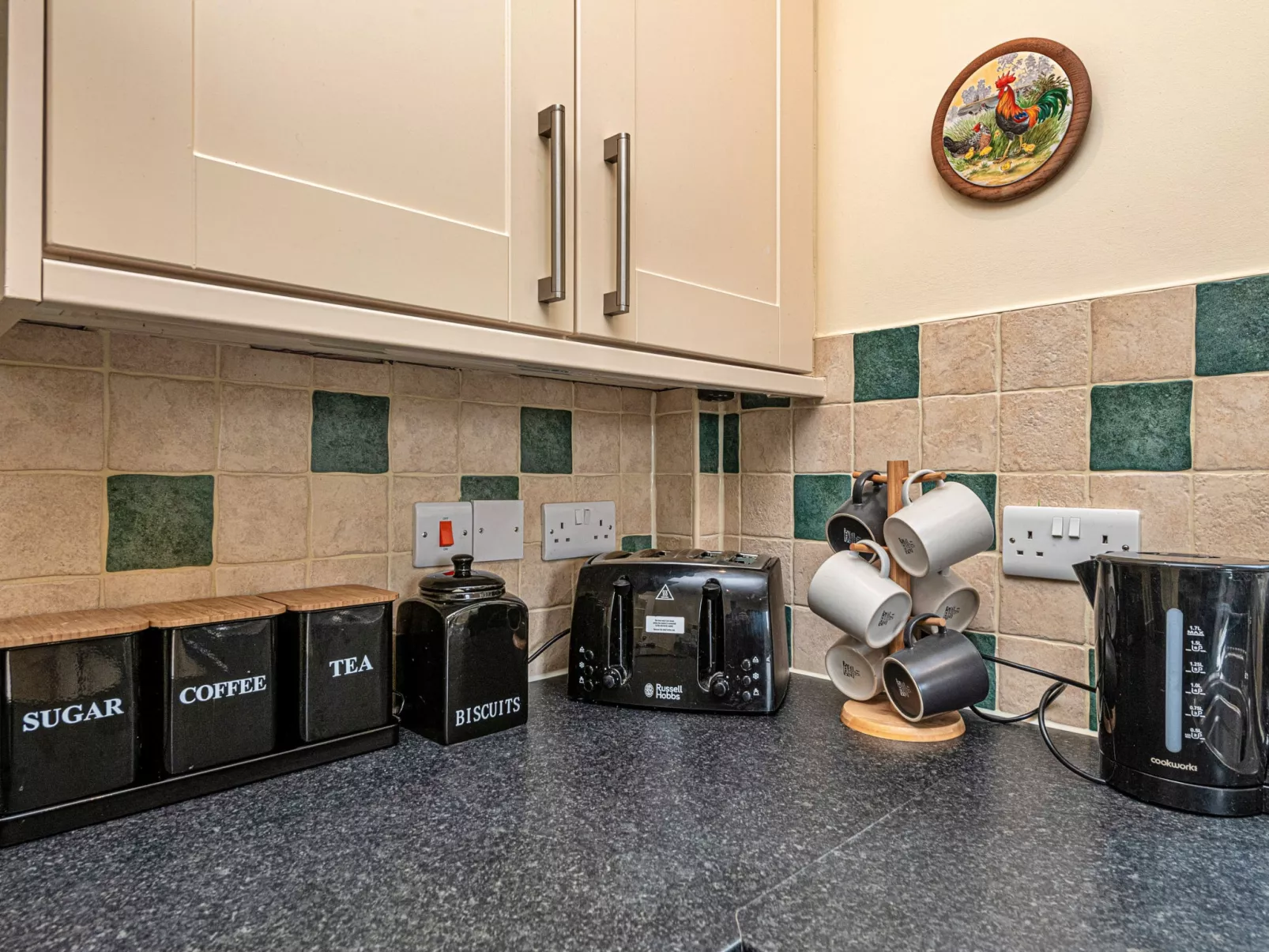 Cesail Y Mynydd-Dedans