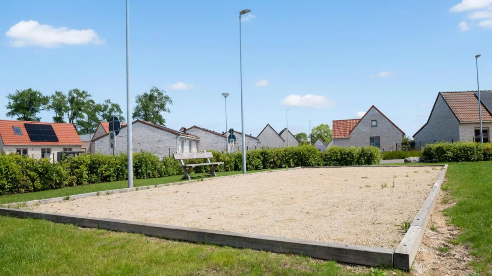 Westhinder I H4-Facilities