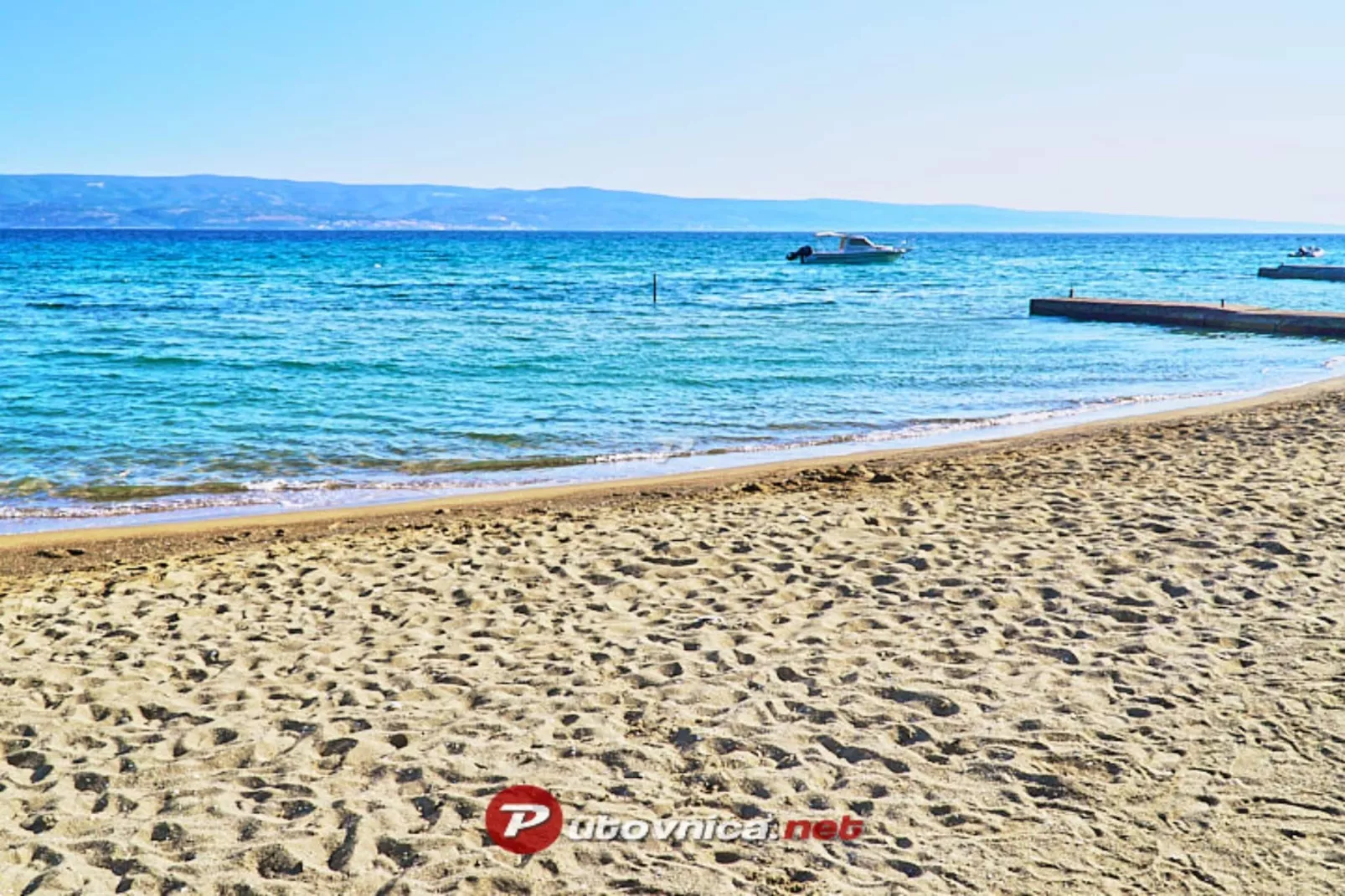 Three Bedroom Apartment with Terrace and  Sea View-Ambiance