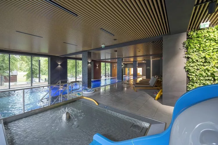 Apartament w Polanicy Zdrojowa 34B - 408-Schwimmbad