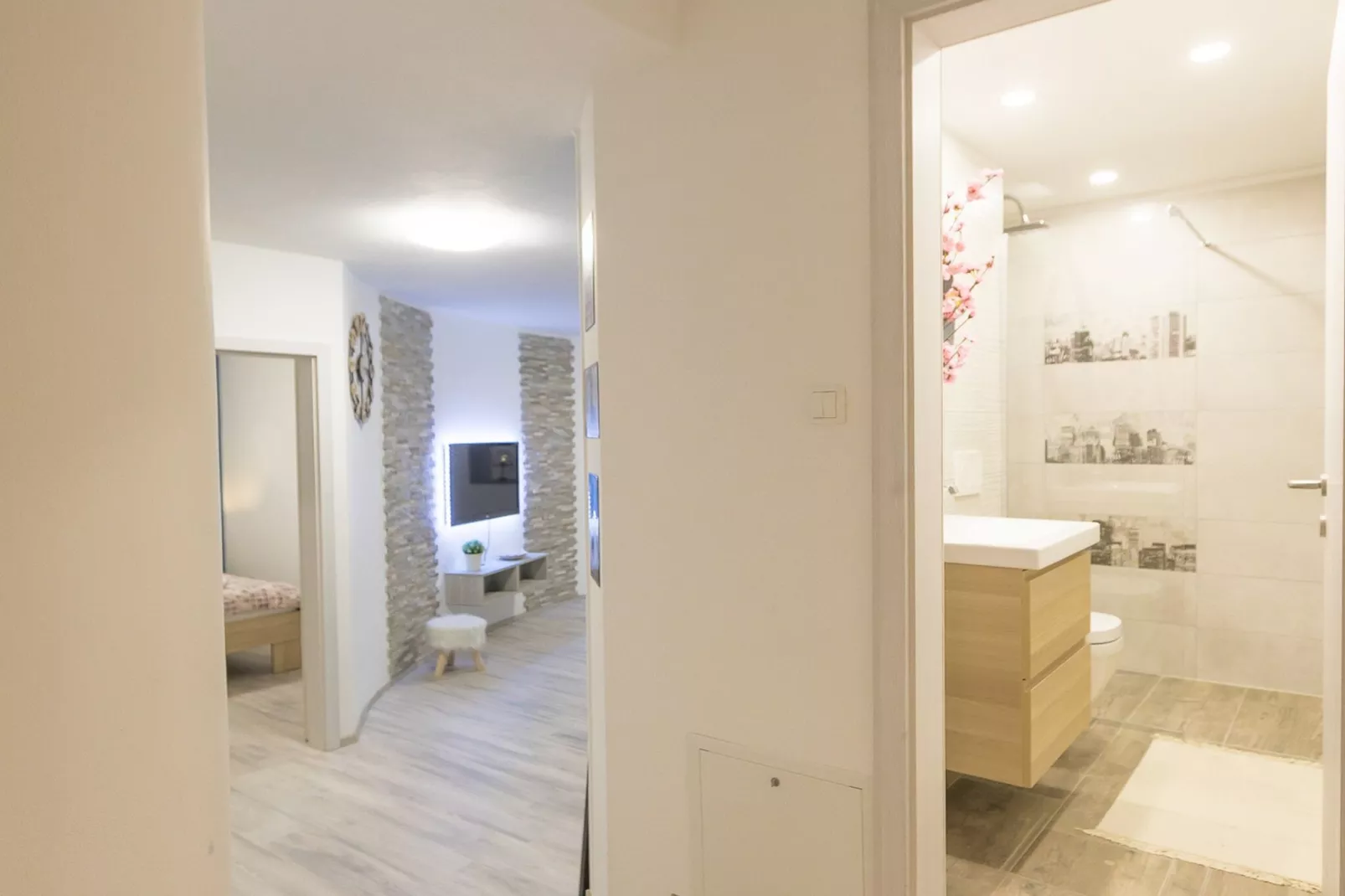Downtown Koper Spacious Apartment with Balcony - Two Bedroom Apartment with Balcony-Indoor