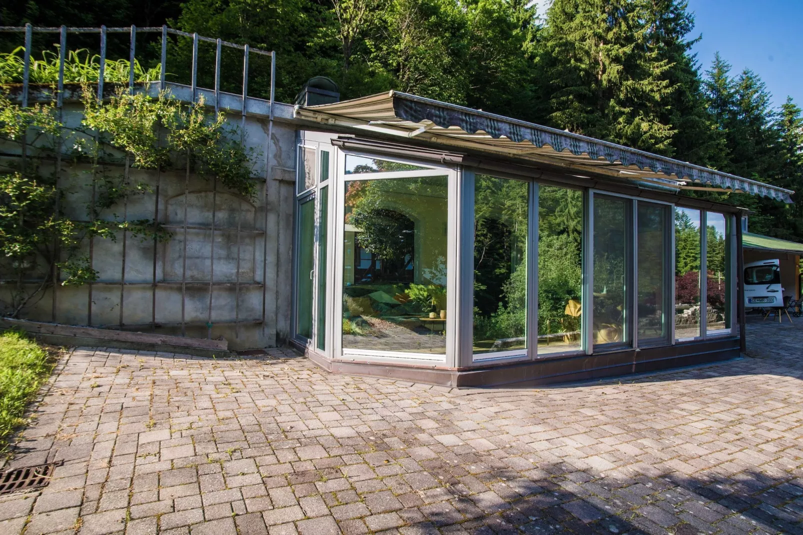 Rustic Authentic Holiday Home with Terrace and Wood Stove - Three Bedroom Holiday Home with Terrace-Im Freien