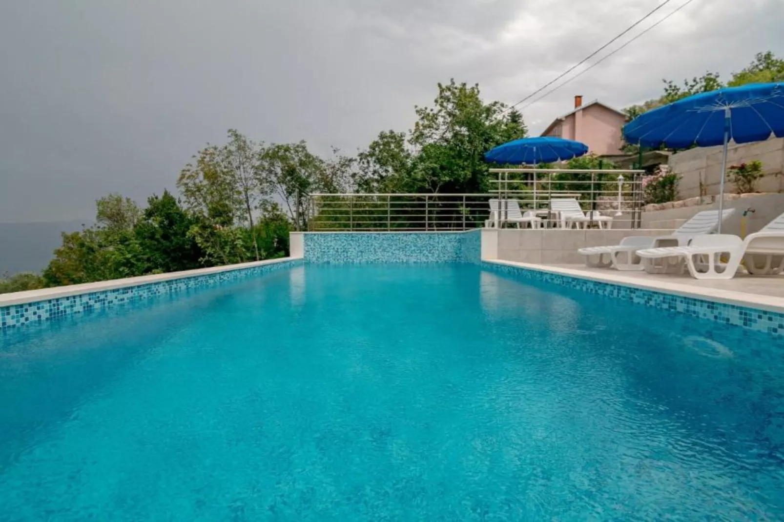 Tranquil Retreat with Private Pool in Lustica Bay - One Bedroom Apartment with Balcony and Sea View 1-Piscine