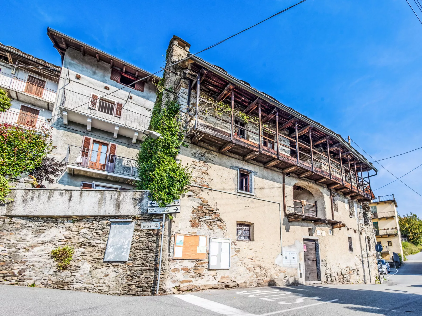La Maison de Tobie-Outside
