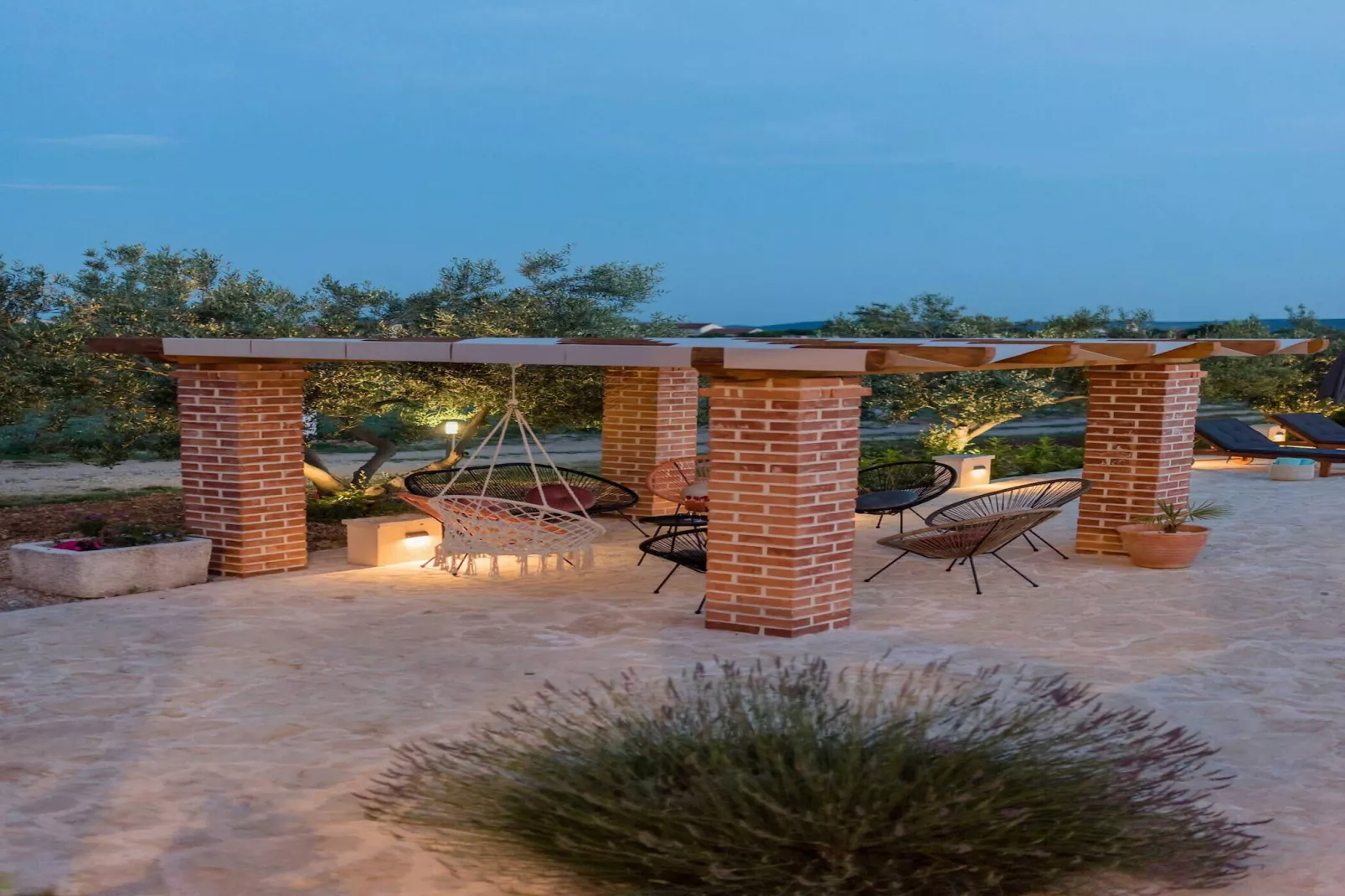 Authentic Villa Storia-Terrasse / balcon