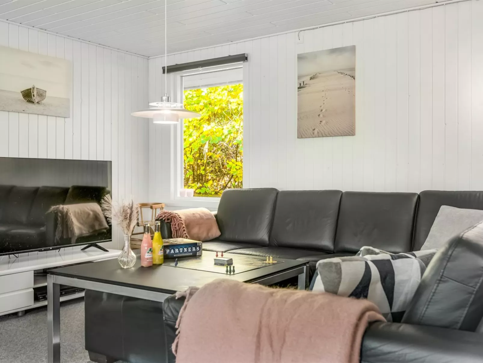 "Tamina" - 800m to the fjord-Dedans